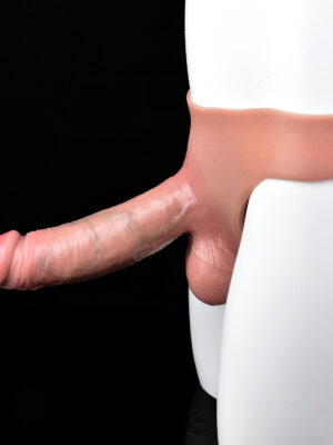 Realistic penis shape to wear